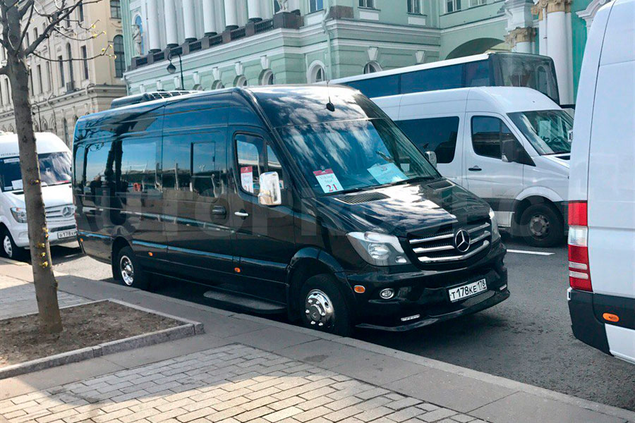 Аренда микроавтобуса с водителем в СПб